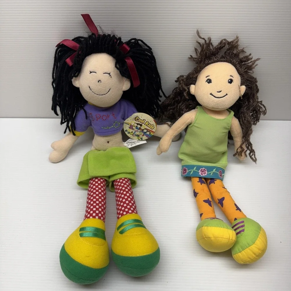 Vintage Manhattan Toy Company Groovy Girls plush doll Lot Of 2